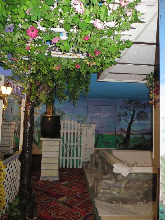 Hollywood Inn & Suites Гарні Екстер'єр фото